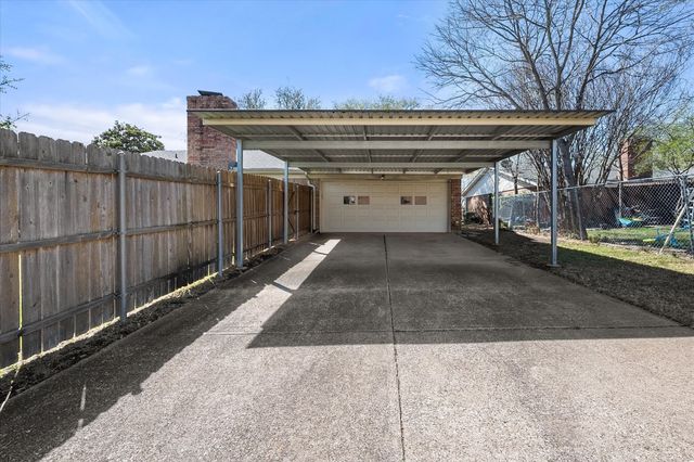 1521 Glouchester Drive, Garland, TX 75044