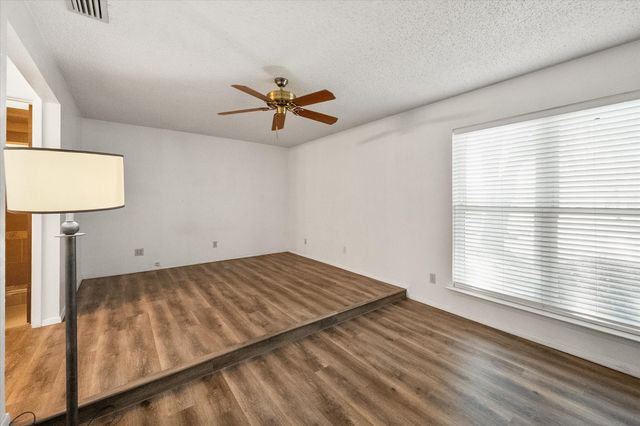 1521 Glouchester Drive, Garland, TX 75044