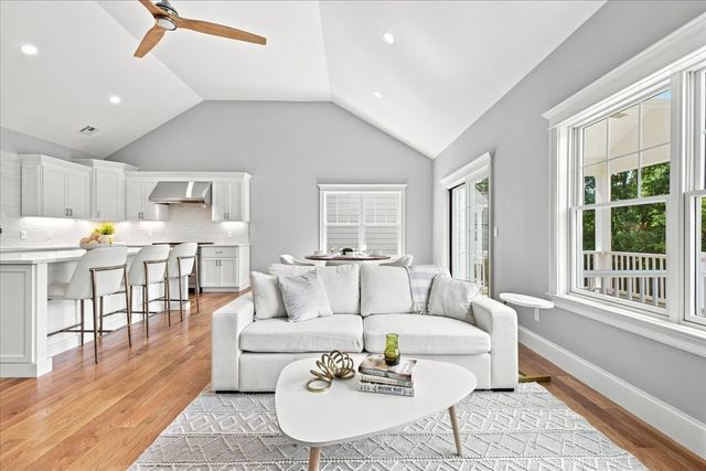 1549 Washington St 2, Walpole, MA 02081