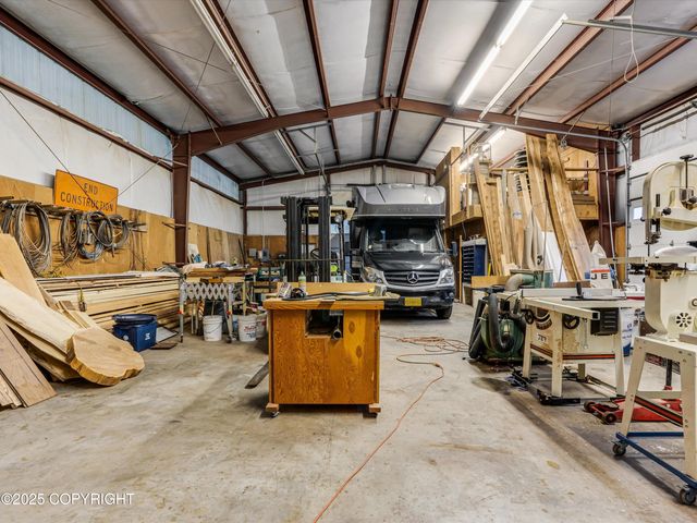 277 Huddle Road, Ketchikan, AK 99901