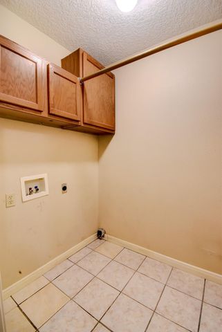 206 Sleepy Hollow Drive, Lake Jackson, TX 77566