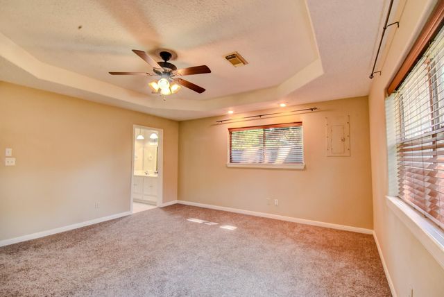 206 Sleepy Hollow Drive, Lake Jackson, TX 77566