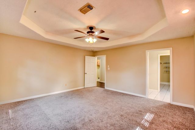 206 Sleepy Hollow Drive, Lake Jackson, TX 77566