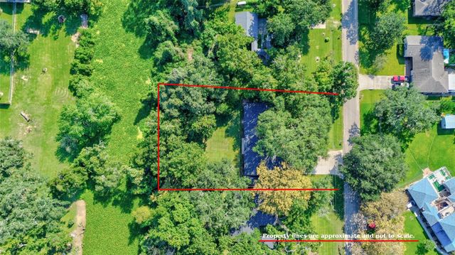 206 Sleepy Hollow Drive, Lake Jackson, TX 77566