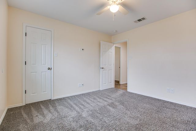 2218 N Poe Street, San Angelo, TX 76903