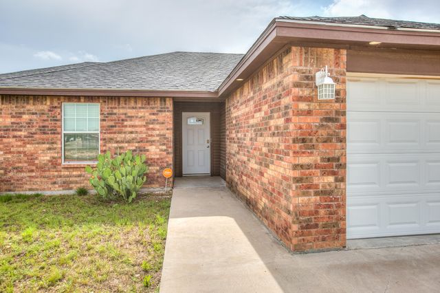 2218 N Poe Street, San Angelo, TX 76903