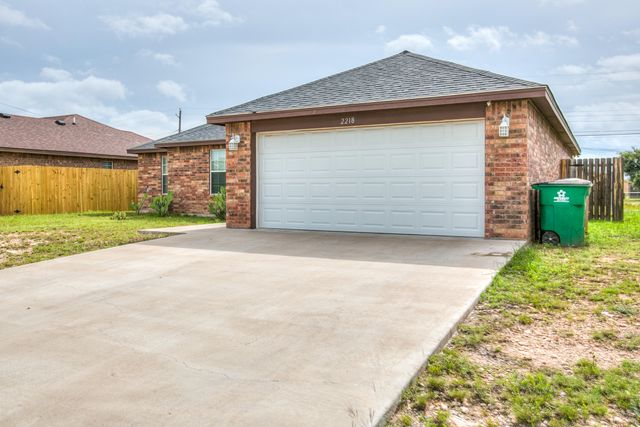 2218 N Poe Street, San Angelo, TX 76903