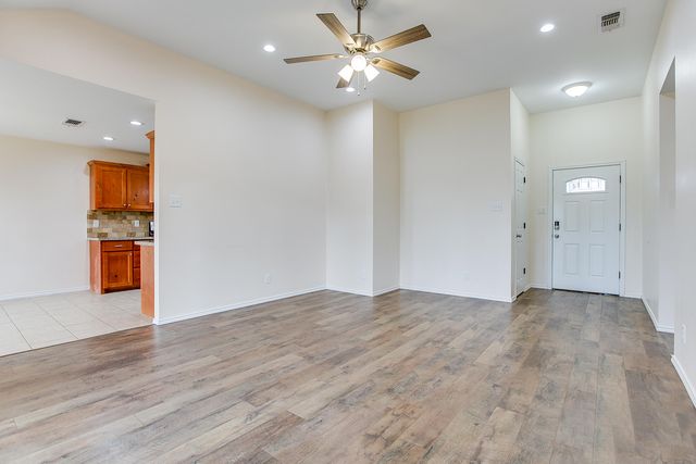 2218 N Poe Street, San Angelo, TX 76903