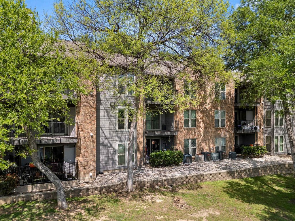 3111 Parker LN 0132, Austin, TX 78741
