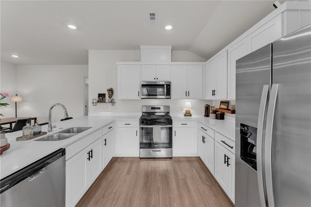 3785 Pinecrest Street, Springdale, AR 72764