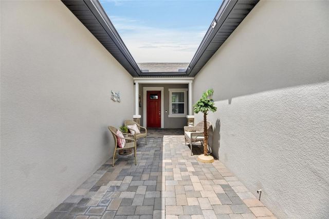 3766 LAUGHING DOVE AVENUE, Sun City Center, FL 33573