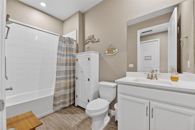 3766 LAUGHING DOVE AVENUE, Sun City Center, FL 33573