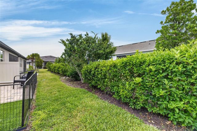 3766 LAUGHING DOVE AVENUE, Sun City Center, FL 33573