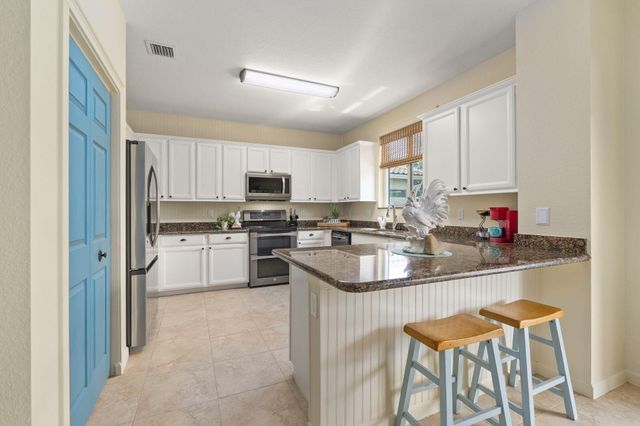 5800 SW Longspur Lane, Palm City, FL 34990