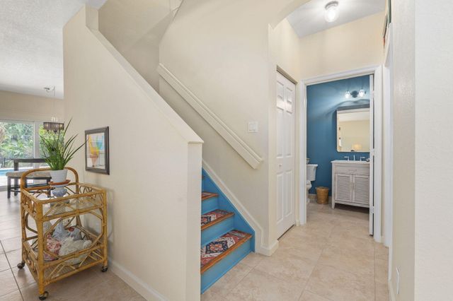5800 SW Longspur Lane, Palm City, FL 34990