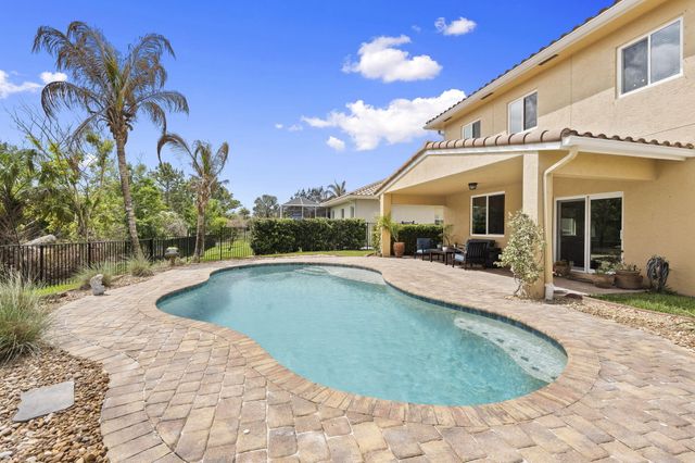5800 SW Longspur Lane, Palm City, FL 34990