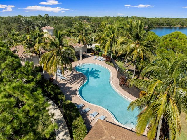 5800 SW Longspur Lane, Palm City, FL 34990