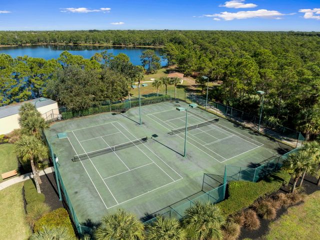 5800 SW Longspur Lane, Palm City, FL 34990