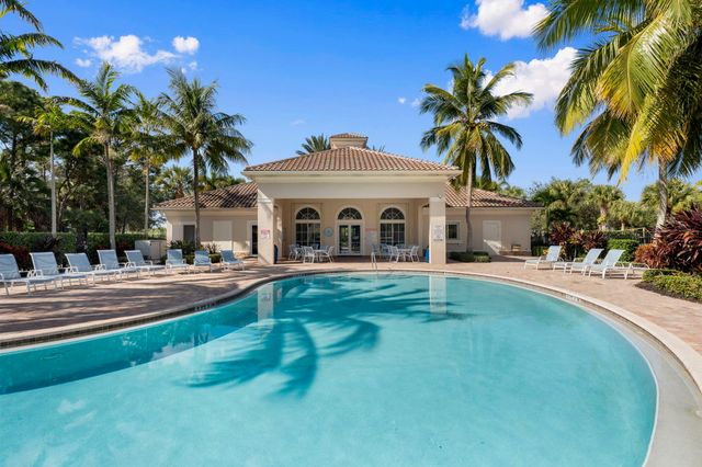 5800 SW Longspur Lane, Palm City, FL 34990