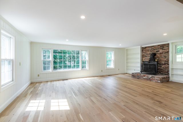 350 South Street, Litchfield, CT 06759