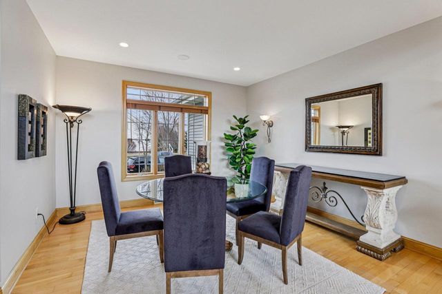 1252 Dartmouth Drive, Waunakee, WI 53597