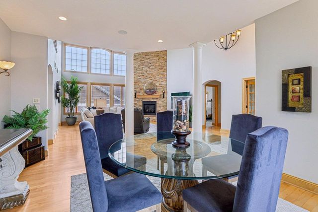 1252 Dartmouth Drive, Waunakee, WI 53597