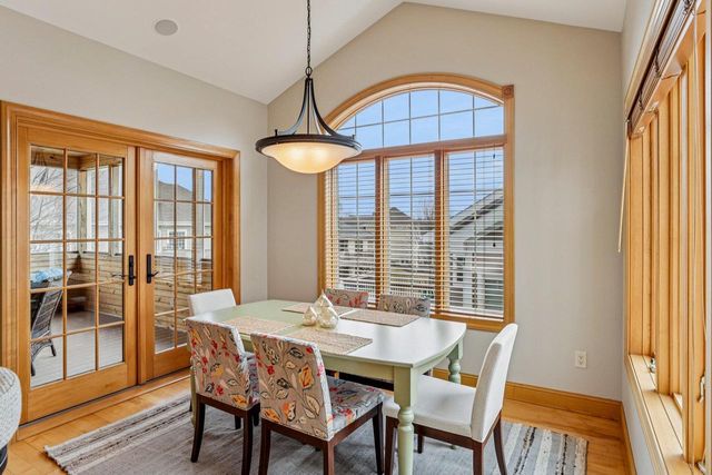 1252 Dartmouth Drive, Waunakee, WI 53597