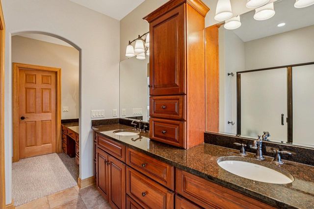 1252 Dartmouth Drive, Waunakee, WI 53597