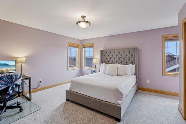 1252 Dartmouth Drive, Waunakee, WI 53597