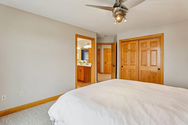 1252 Dartmouth Drive, Waunakee, WI 53597