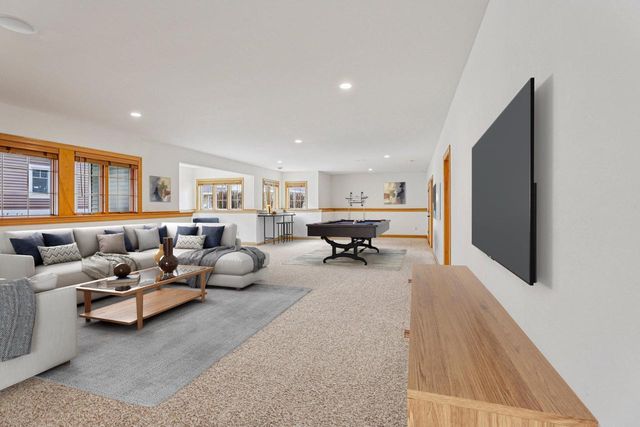 1252 Dartmouth Drive, Waunakee, WI 53597