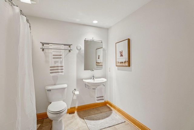 1252 Dartmouth Drive, Waunakee, WI 53597