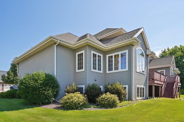 1252 Dartmouth Drive, Waunakee, WI 53597