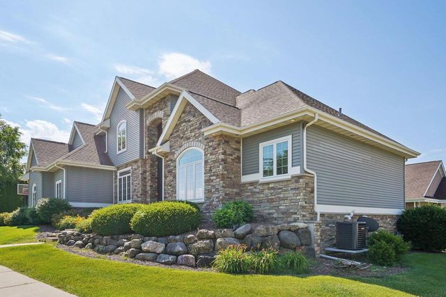 1252 Dartmouth Drive, Waunakee, WI 53597