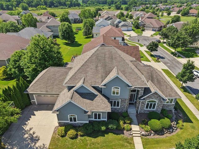 1252 Dartmouth Drive, Waunakee, WI 53597