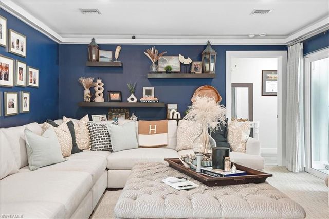 631 5th ST SW, Naples, FL 34117