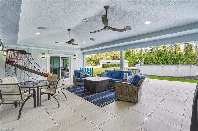 631 5th ST SW, Naples, FL 34117