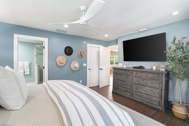 631 5th ST SW, Naples, FL 34117