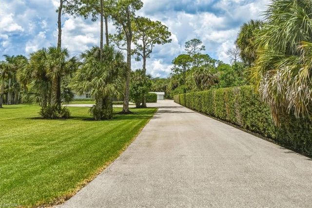 631 5th ST SW, Naples, FL 34117