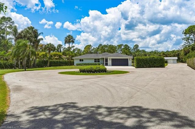 631 5th ST SW, Naples, FL 34117