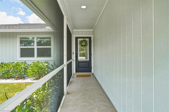 631 5th ST SW, Naples, FL 34117