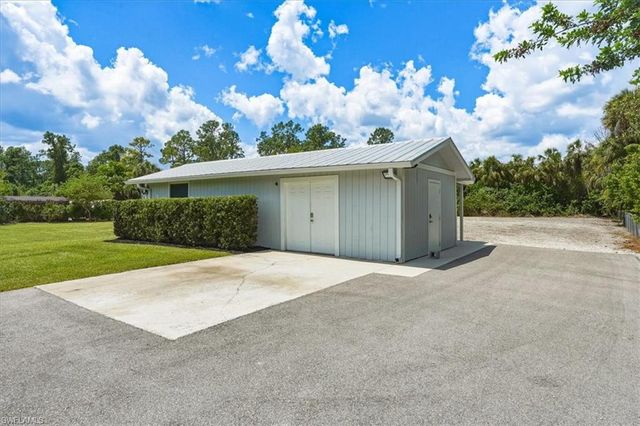 631 5th ST SW, Naples, FL 34117