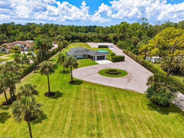 631 5th ST SW, Naples, FL 34117