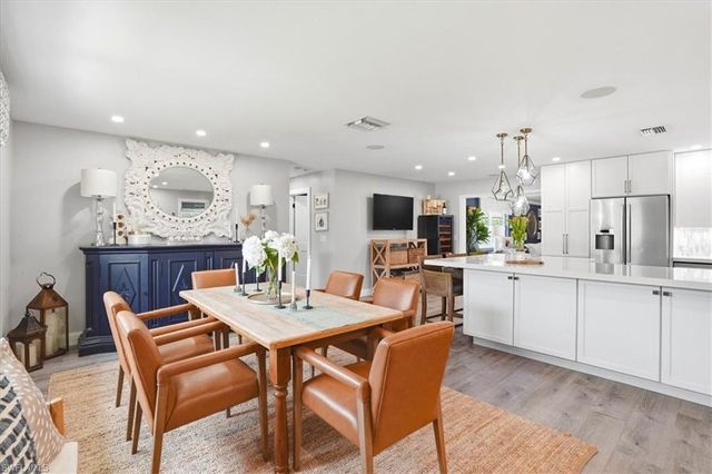 631 5th ST SW, Naples, FL 34117