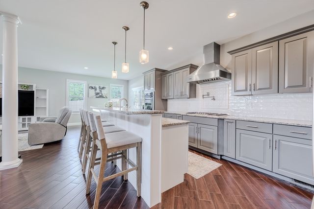 110 Munsing Rdg, Granby, MA 01033