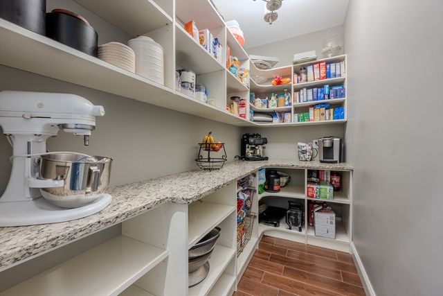 110 Munsing Rdg, Granby, MA 01033