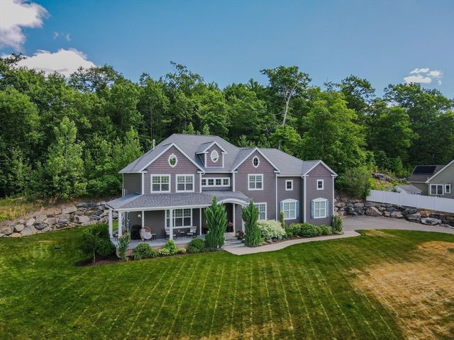 110 Munsing Rdg, Granby, MA 01033