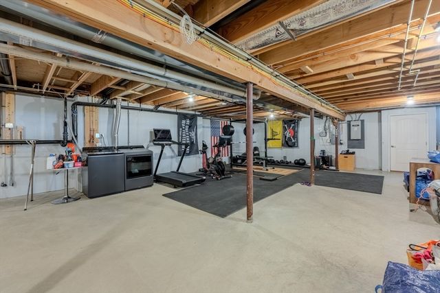 110 Munsing Rdg, Granby, MA 01033