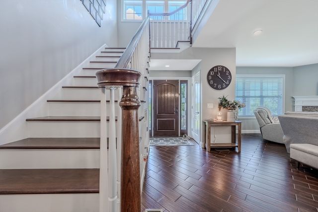 110 Munsing Rdg, Granby, MA 01033