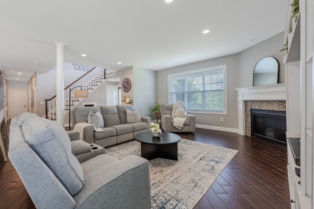 110 Munsing Rdg, Granby, MA 01033